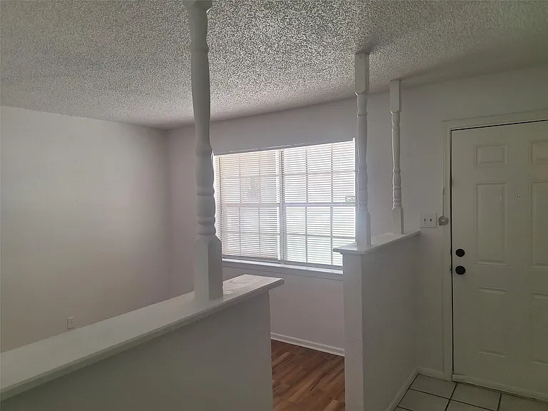 6005 Barry Dr — Photo 5