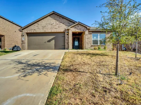 921 Clark Dr, Ferris, TX 75125