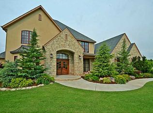 920 Stagmoor Cir, Edmond, OK 73034