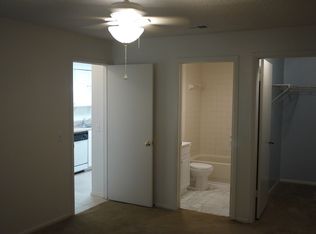 14301 Hanging Moss Cir APT 201, Tampa, FL 33613