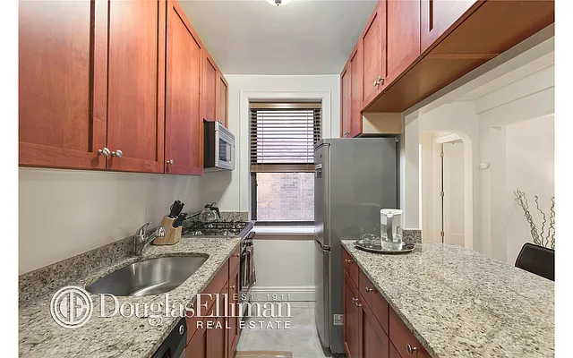 Sold by Douglas Elliman | media 2