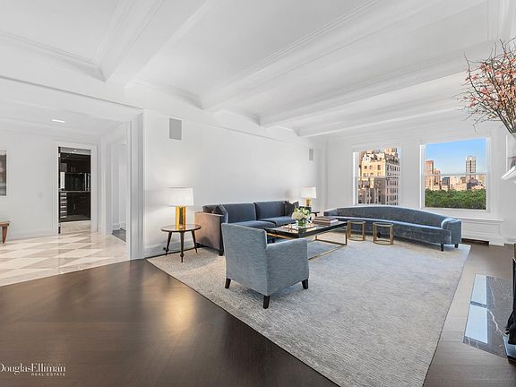 4th image of 33 E 70th St #11E
