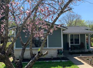 411 W Croslin St #A, Austin, TX 78752
