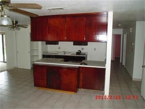 5th image of 1825 Chambord Dr