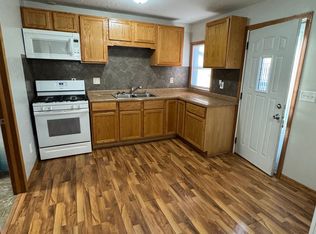 420 S 12th St APT 1, Bismarck, ND 58504