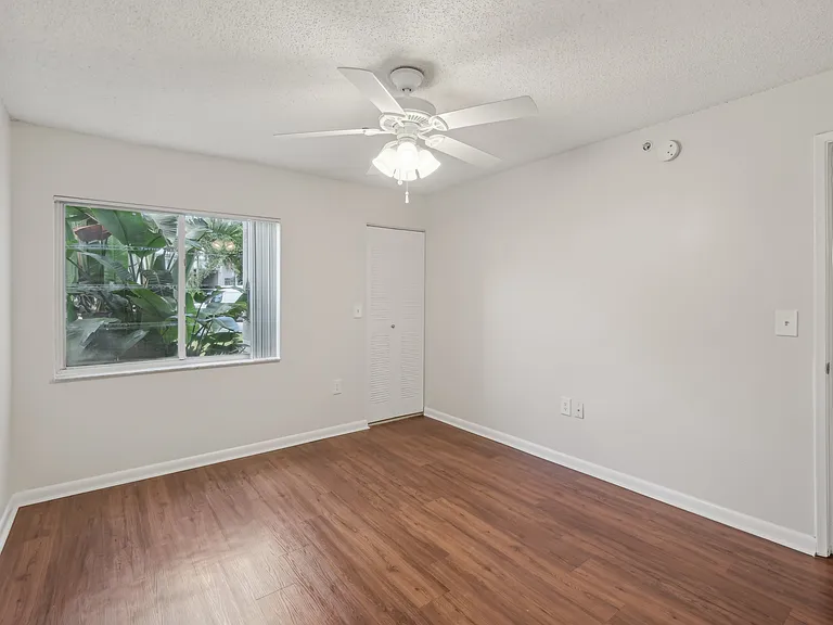 Coquina Cove Apartments — Photo 90