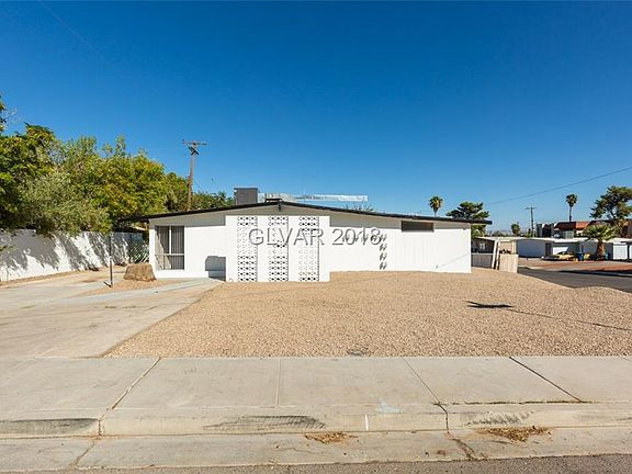 2nd image of 2840 Topanga St