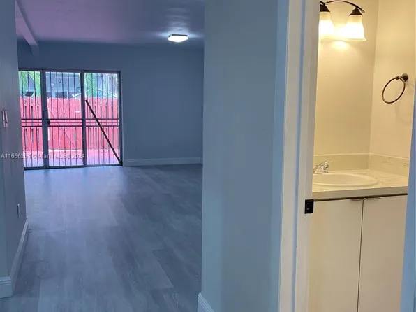 6975 W 3rd Ave #6975, Hialeah, FL 33014