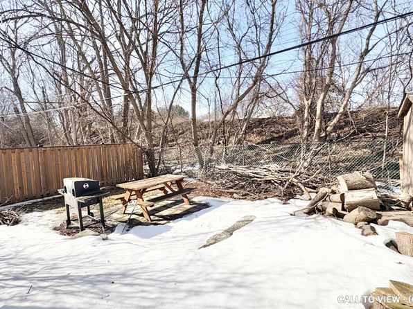 606 Chaucer Ave #3, Oshawa, ON L1H 3H4