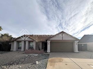 8833 W Vogel Ave, Peoria, AZ 85345