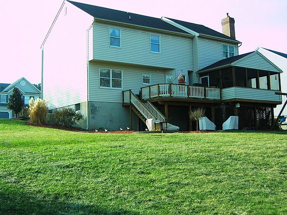 2nd image of 1001 Longstream Ct