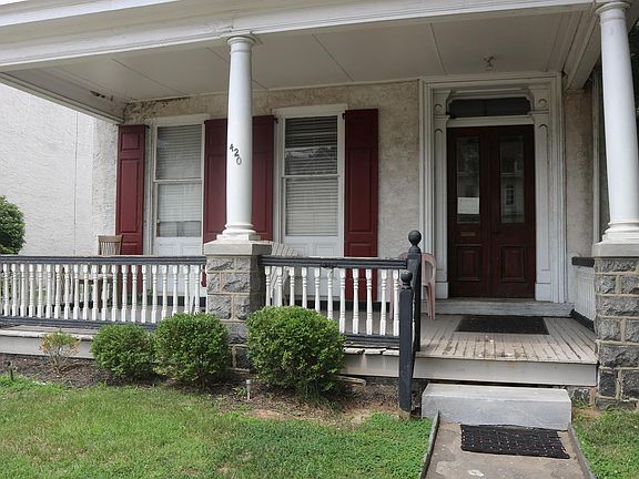 4th image of 420 Lyceum Ave
