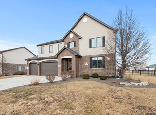 2884 Brett Dr, New Lenox, IL 60451