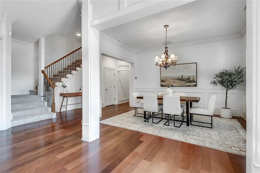6 bed, 3662 sqft, $4,700 — Photo 4