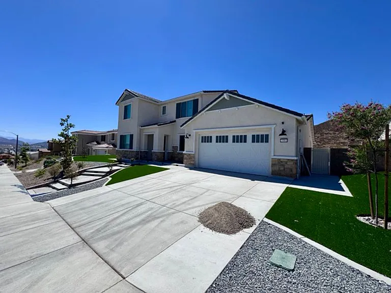 25061 River Peak Dr — Photo 2
