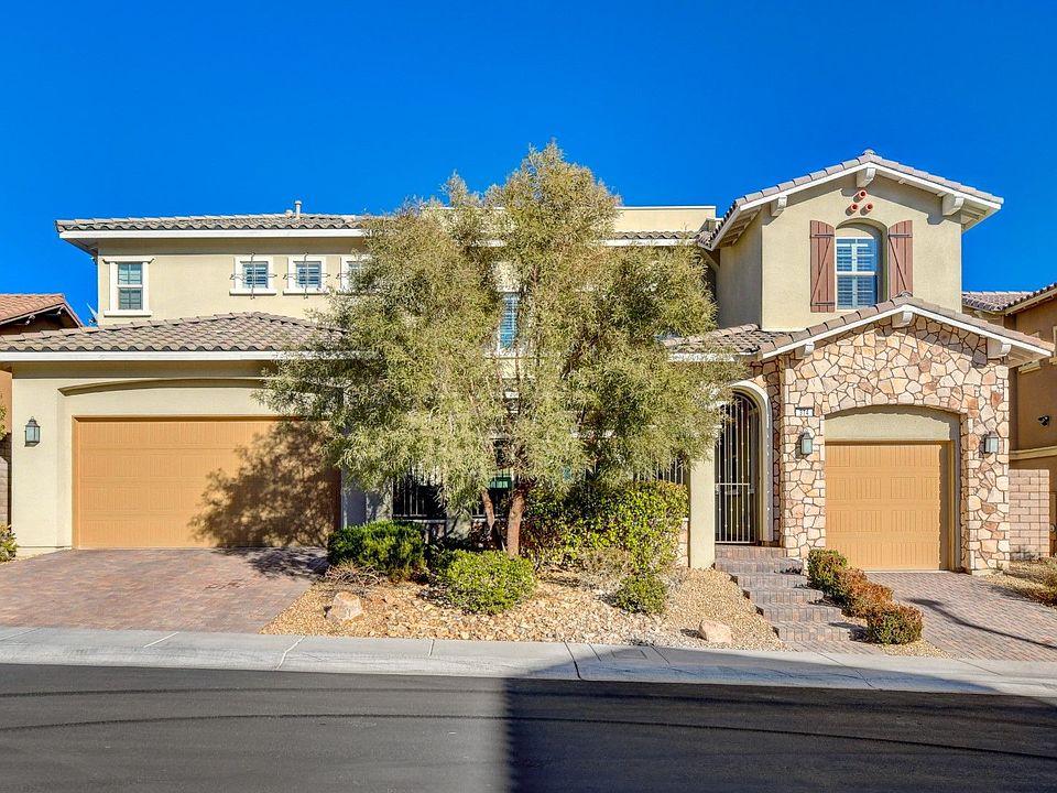1st image of 374 Capistrano Vistas St