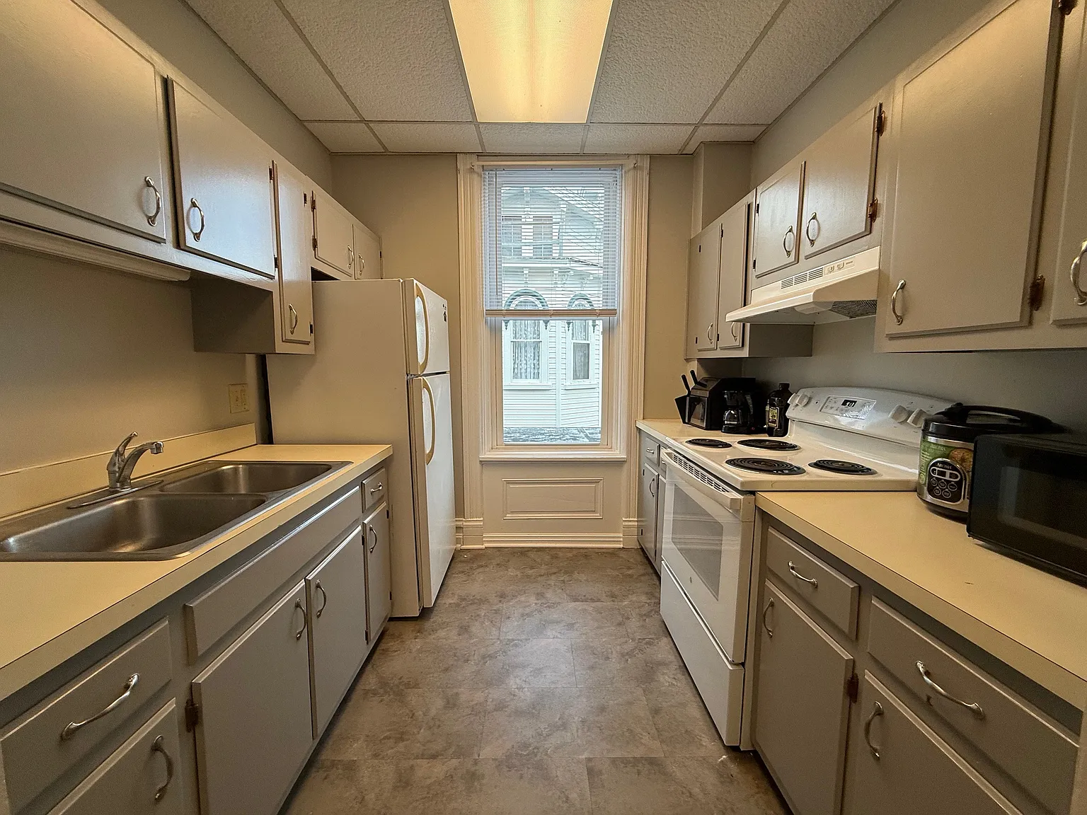 1 bed, $750 — Photo 4