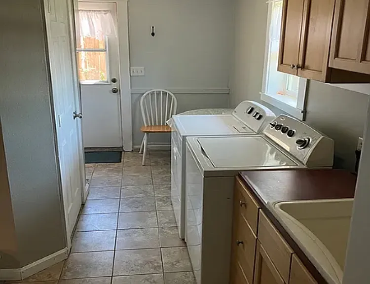 409 N 1st Ave #1 — Photo 27