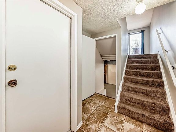 5th image of 6909 E Ranchero Rd NW