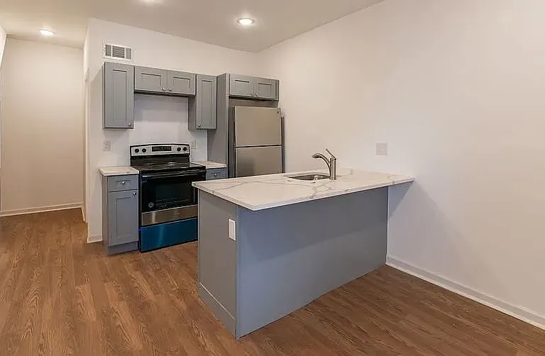 6110 Sansom St #1 — Photo 1
