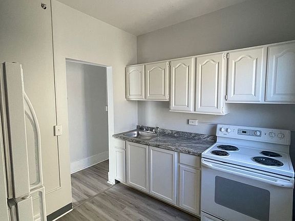 4th image of 9502 Miles Ave APT 5