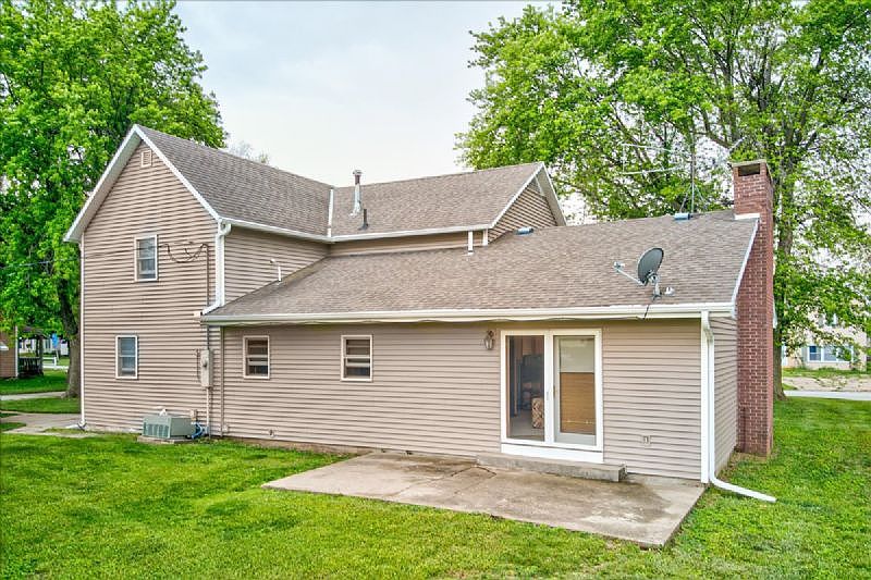 1000 Main St, Tabor, IA 51653 Zillow