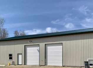 21663 Leroy Center Rd, Capron, IL 61012