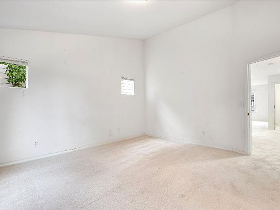 5th image of 17853 110th Pl SE