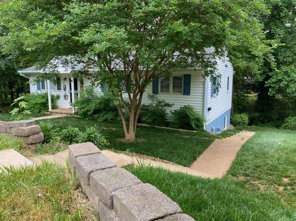 106 Laurel Cir #B