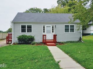 139 N 11th Ave, St Charles, IL 60174