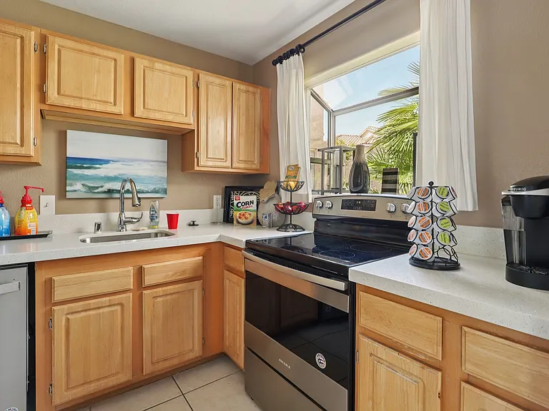 Versailles Senior Apartments — Photo 13