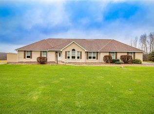 115 Boozel Rd, Slippery Rock, PA 16057