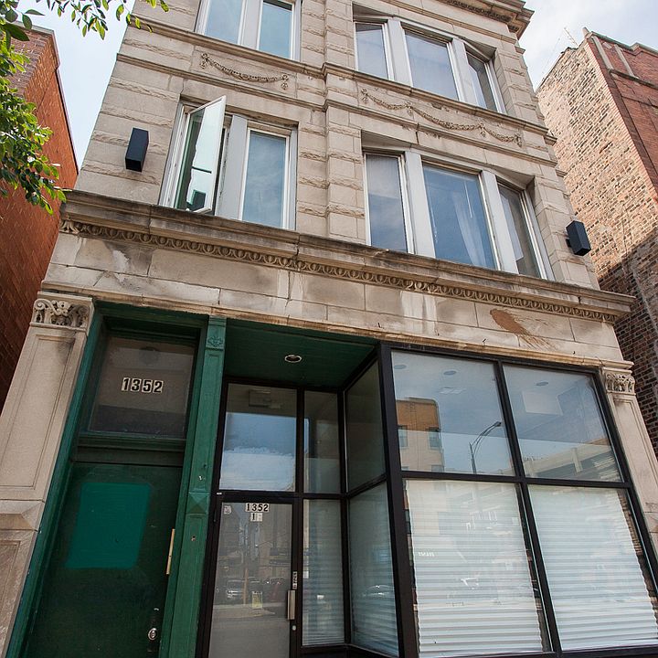 1st image of 1352 N Western Ave APT 2R