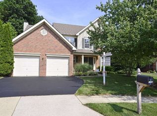 1104 Landerset Dr, Herndon, VA 20170