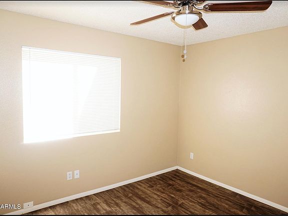 4th image of 4430 E Wood St
