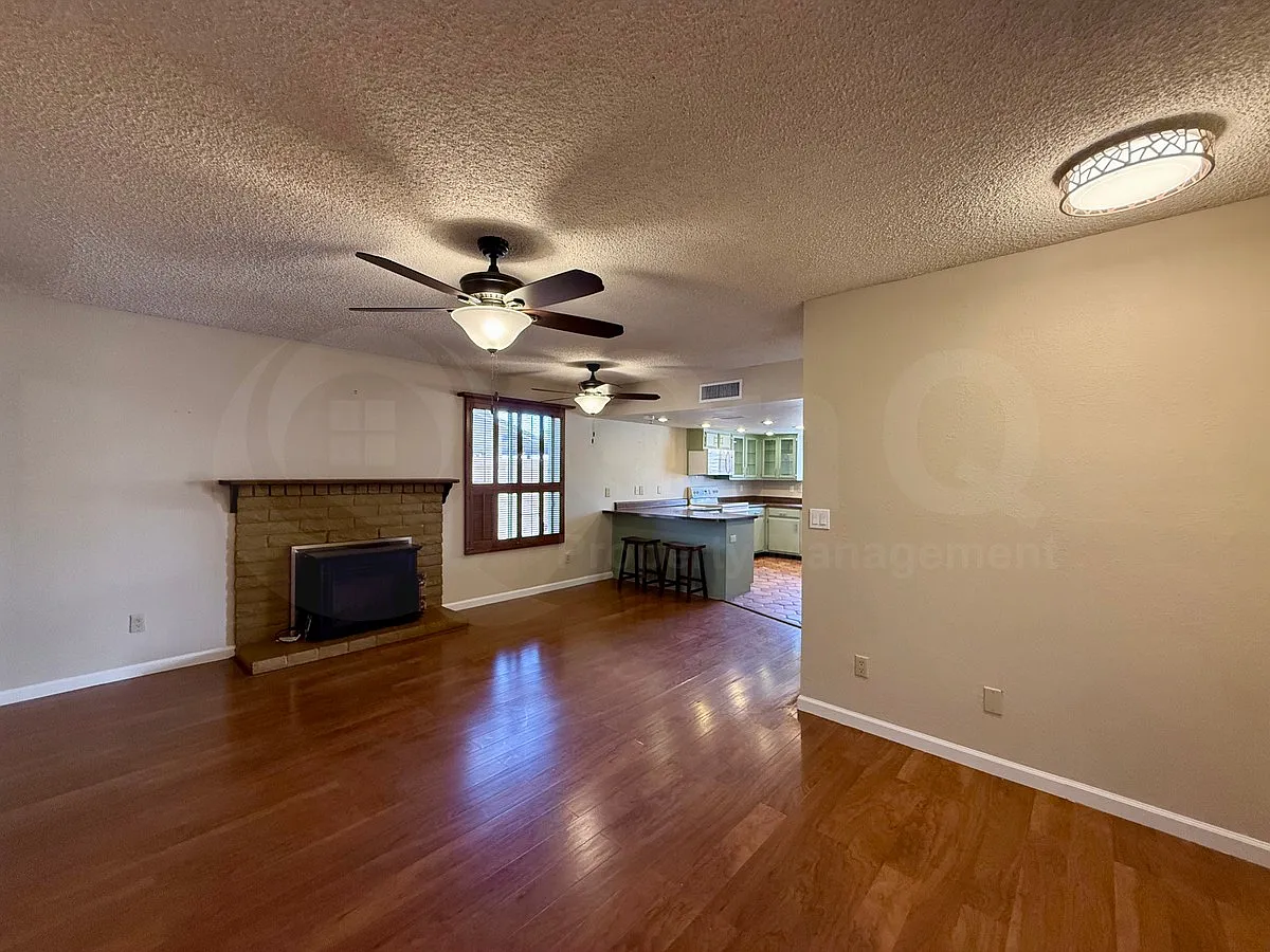 4 bed, 2.0 bath, 1857 sqft, $2,399 — Photo 2