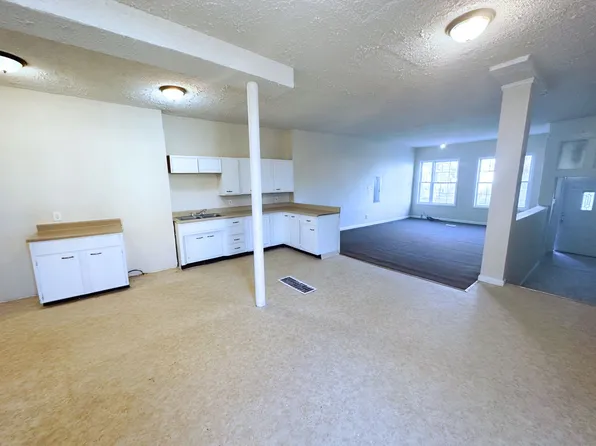 495 Emerson, 495 Emerson St APT 1, Rochester, NY 14613