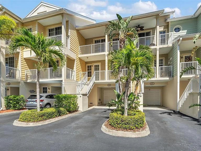 549 Bahia Beach Blvd — Photo 3