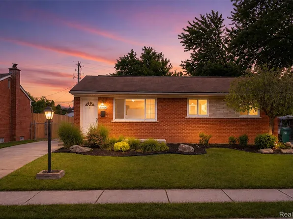 29501 Brown Ct, Garden City, MI 48135