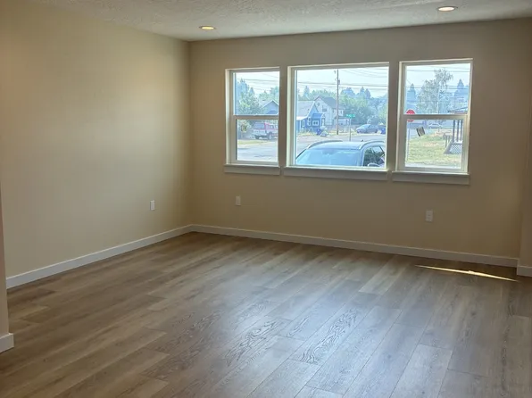 3018 Place St, Baker City, OR 97814