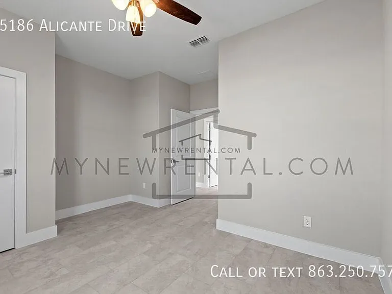 25186 Alicante Dr — Photo 24