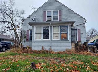 1511 Pershing Rd, New London, WI 54961