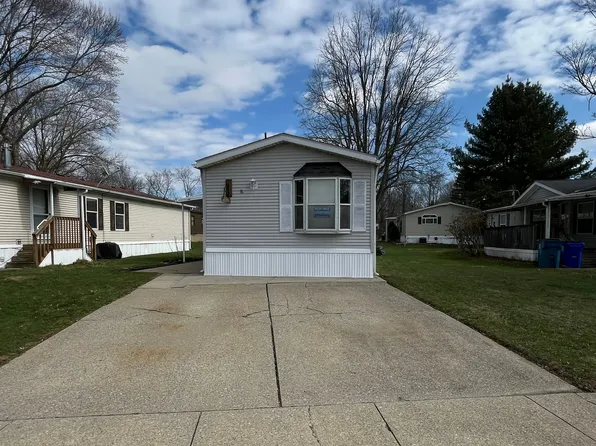 7318 Salem Trl N #255, Ravenna, OH 44266