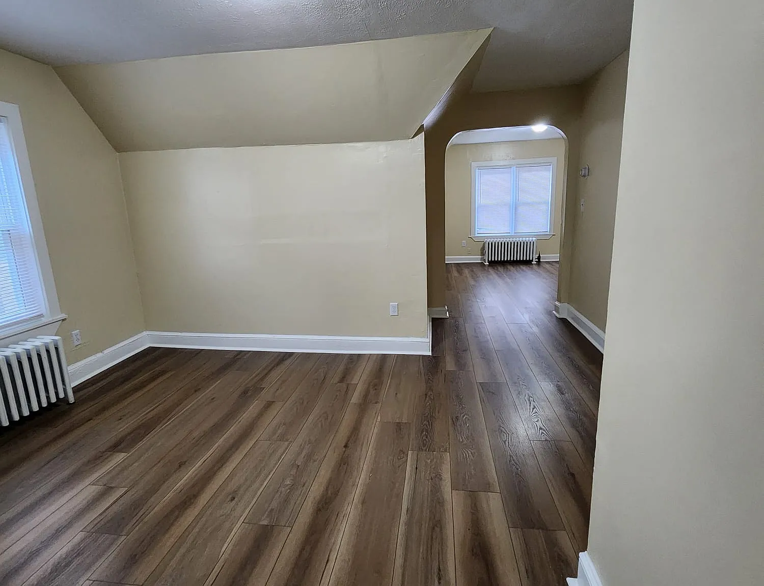2 bed, $1,350 — Photo 1