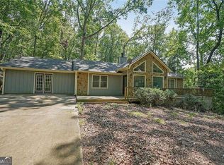 9980 Woodruff Rd, Chattahoochee Hills, GA 30268