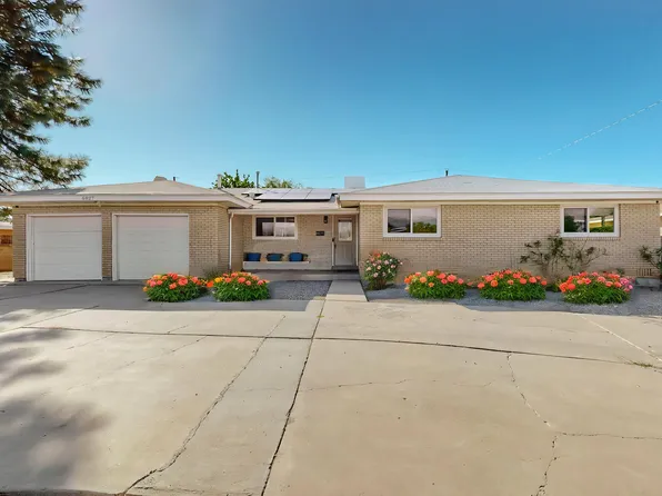 6827 Mossman Pl NE, Albuquerque, NM 87110