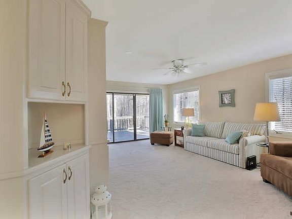 3rd image of 14738 Boyces Cove Dr #14738