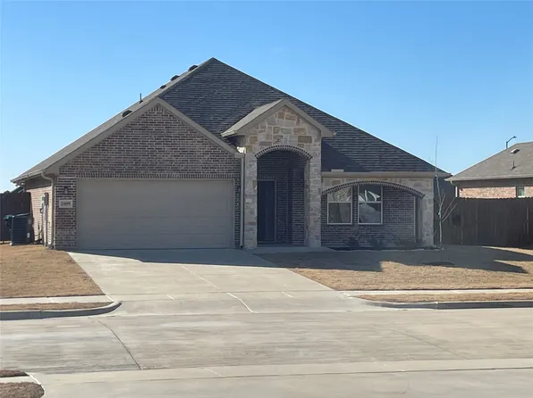 1005 Eva Dr, Greenville, TX 75402