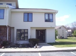 143 Cherokee Rd #143, Lafayette, NJ 07848