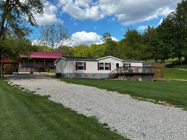 4230 Dragoo Rd, Nashport, OH 43830
